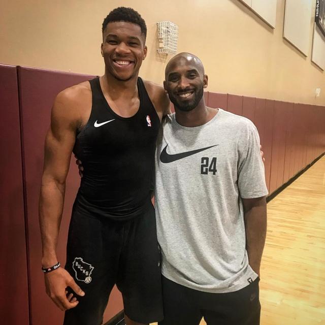 都灵官方：瓦尼亚蒂卸任体育总监一职，佩特拉奇重新接手（都灵官宣：佩特拉奇回归接任体育总监，瓦尼亚蒂卸任）