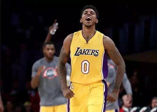 官方：德凯特拉雷当选亚特兰大vs切尔西全场最佳球员（官方：德凯特拉雷荣膺亚特兰大战切尔西全场最佳）