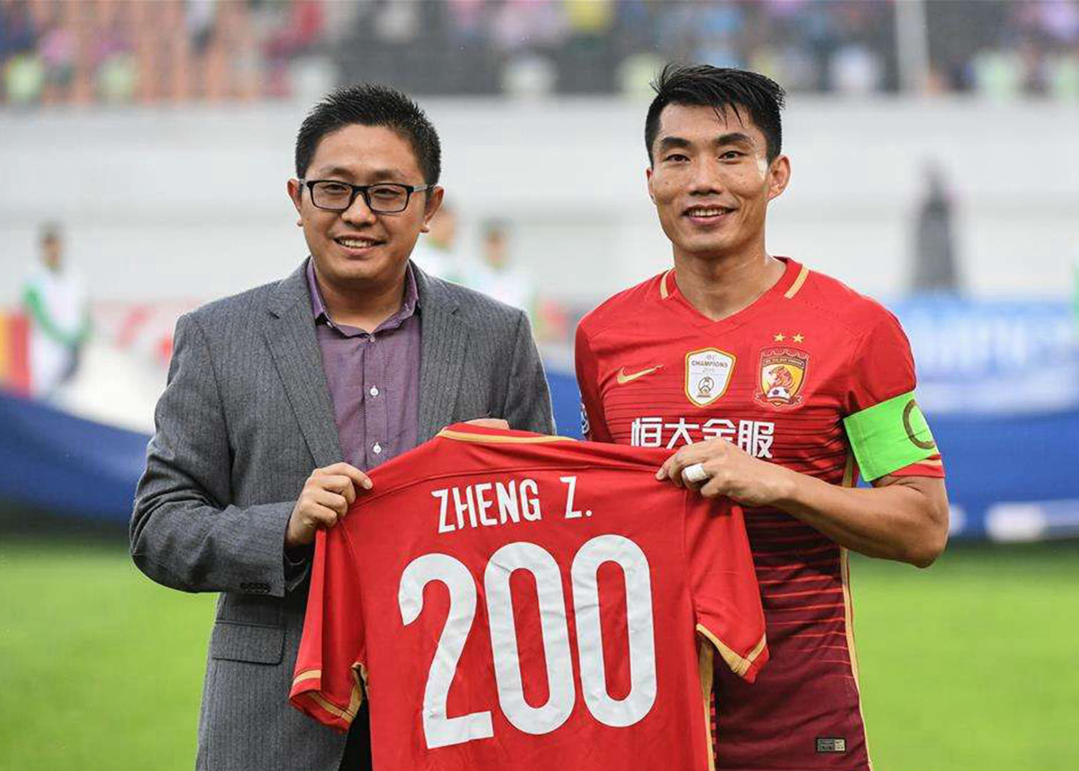 图片报：阿德耶米因非法持有武器被检察院判处罚款45万欧（德媒：阿德耶米涉非法持有武器，检方处以45万欧罚款）