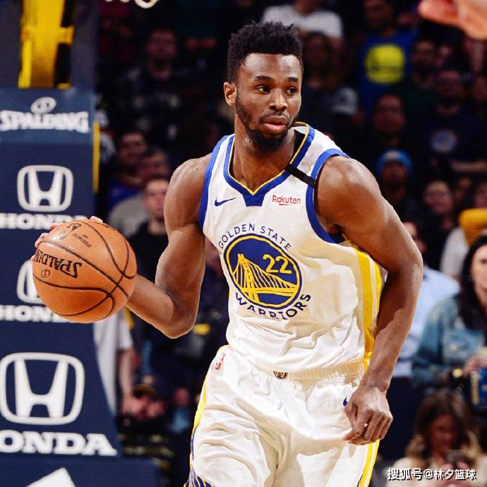 天空：伊萨克在皇家社会的基地单独训练，纽卡知道他的行踪（天空体育：伊萨克在皇家社会基地单独训练，纽卡已掌握其行踪）