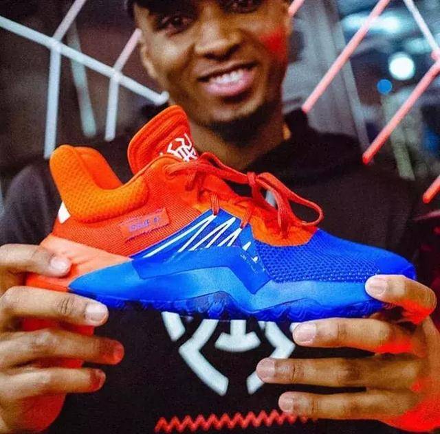 网红：我怀上了德佩的孩子，但他不正面回应还给我找了名律师（网红自曝怀有德佩孩子：对方未正面回应并委托律师介入）