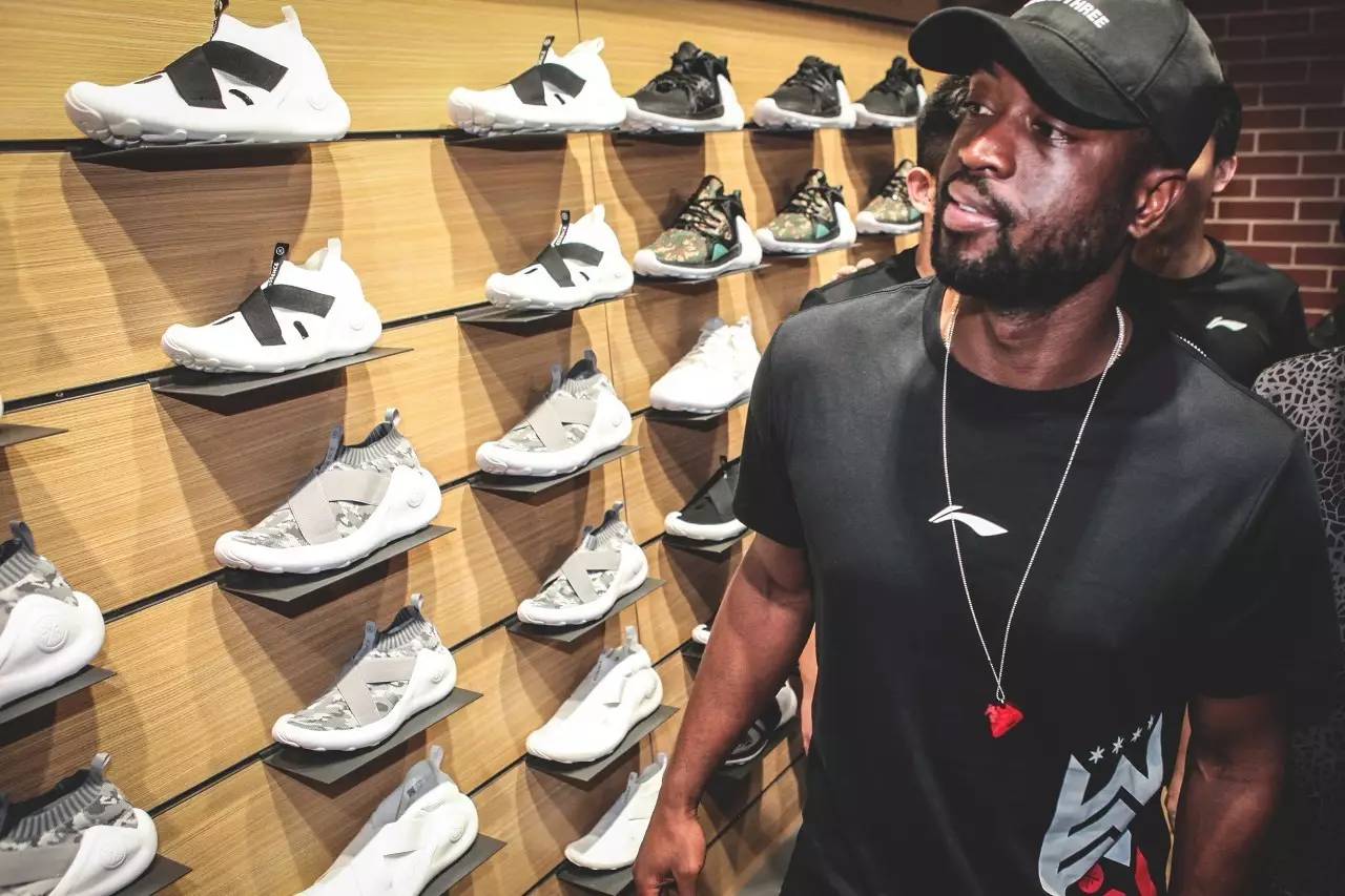 罗体：米兰vs拉齐奥VAR将被停哨；主裁未判点球正确但解释有误（罗马体育报：米兰对拉齐奥涉事VAR将被停赛，主裁拒判点球无误但解释不当）