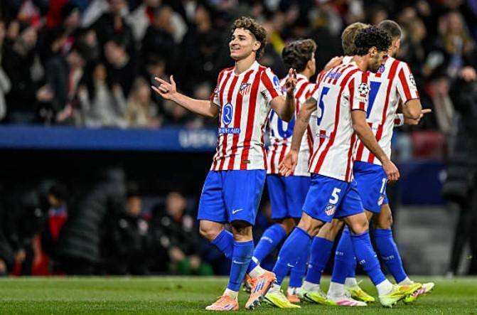 巴萨中场控制力回升（巴萨重拾中场掌控）