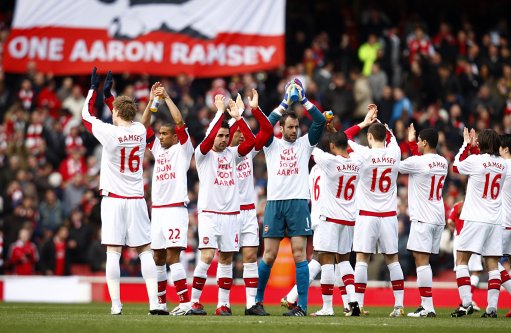 唐田：我们都希望瓦科留下来，职业队的人员交流和转会很正常（唐田：盼瓦科留队，职业球队人员流动与转会属常态）