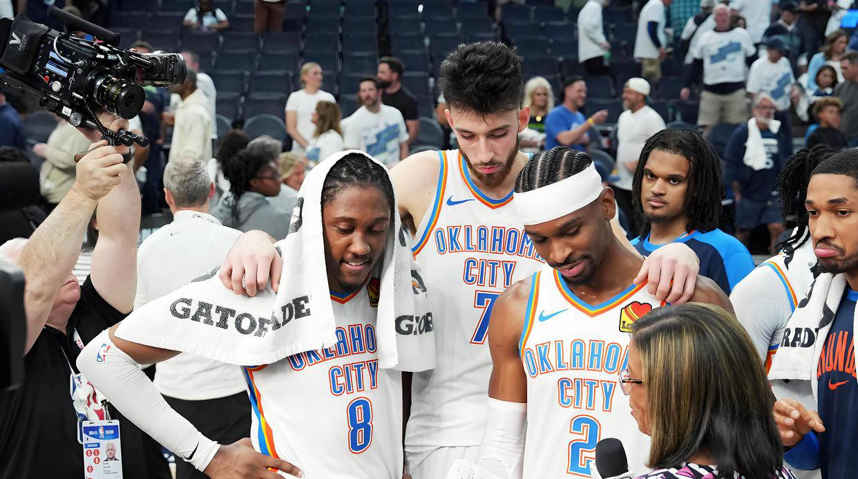 共和报：米兰正考虑冬窗签回41岁的蒂亚戈-席尔瓦（共和报：米兰酝酿冬窗签回41岁蒂亚戈-席尔瓦）